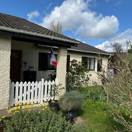 ホームステイ Maison D'hote *